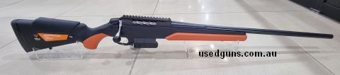 Wild boar model, Fluted barrel, Fluted bolt, 2 x 10 round magazines, Large bolt handle, Picatinny rail, Interchangeable Orange and Black grips, Buyer to pay tra