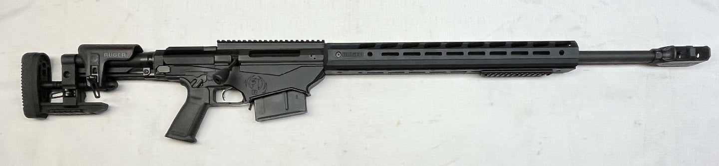 The big boomer! Whether it's long range hunting or demonstrating your power at the range, this will have your ears ringing and your face grinning. With 2 magazi