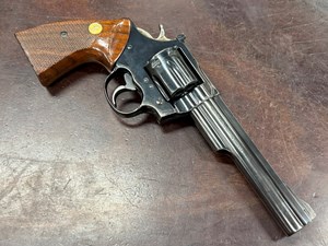COLT
TROOPER MKIII
357MAG
6 SHOT
6 INCH BARREL
DEEP BLUE FINISH
MANUFACTURED 1961
#L30898

EXC $690