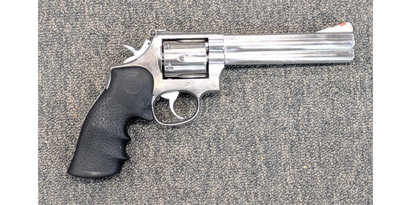 Smith & Wesson 686 6"Barrel 357 Magnum Good Condition
