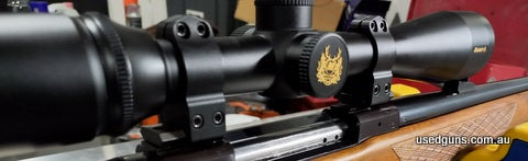 Lovely scope with side focus. Mildot reticle. Very clear glass. No scratches on lenses. Missing the Nikon name on the side focus turret. Text for more info. Wei