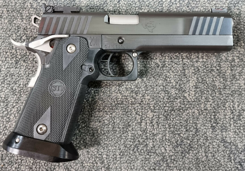 STI EDGE 2011 chambered in .38 Super. The handgun is in very good condition. This gun has not been shot much. The Edge was discontinued around 2020 as they tran