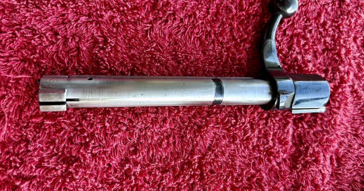 Sako L579 bolt