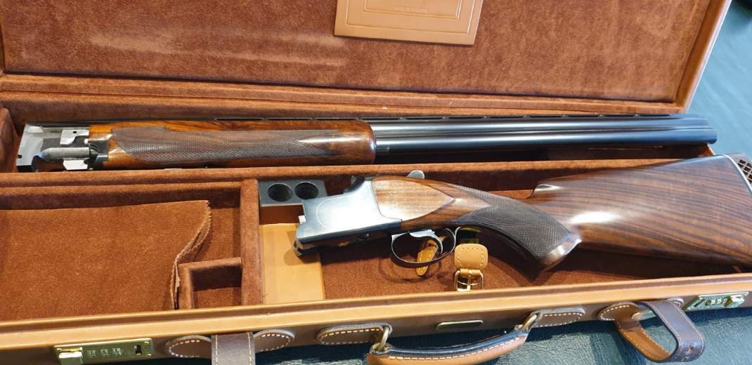 Browning Gold 25 Trap U/O Shotgun.