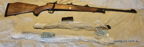 As new unfired Tirolerin switch barrel rifle with 3 barrels in very handy calibres. Rifle comes with original soft case. A great comfortable rifle to hold. More