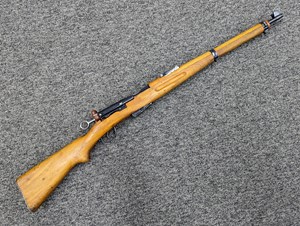 SWISS 
SCHMIDT RUBIN
1911 CARBINE
7.5X55, 6 SHOT
STRAIGHT PULL ACTION
MATCHING NUMBERS
SWISS MILITARY MARKINGS
MANUFACTURED 1928
ORIGINAL LEATHER SLING
#168297

EXC+ $1290