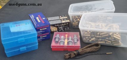 100 S&B factory soft points, 2 x 100rd ammo boxes, bore snake, barely used Lee 4 die set, 550 once fired brass, 2000 large pistol primers
