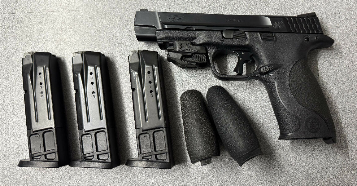 Smith & Wesson M&P 9L, 9mm safe queen striker fire pistol in excellent condition. Has had sub 200 rounds through it and includes, 3x factory magazines, Apex tri