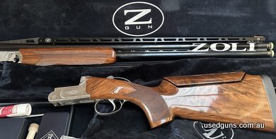 Zoli Z HR Very clean gun with minimal use. 6 zoli chokes an 2 muller chokes. 30inch barrels Kick ease pad. Spare part kit included. No emails please.