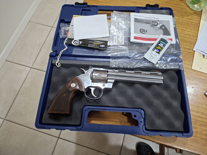 COLT PYTHON 357 6 INCH REVOLVER