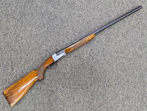 STIRLING
BICYCLE SHOTGUN 
12 GAUGE
30 INCH VENT RIB
BARREL
EXTRACTOR
MADE IN ITALY
#52418

VGC $249