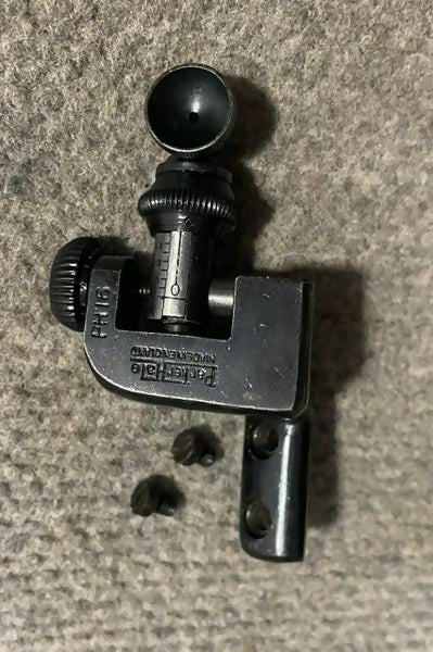 Parker hale PH16 Peep Sight in excellent condition. Suits BSA / Krico / Brno / Anschutz etc rounded receiver type rifles / includes fitting screws. Phone 042984