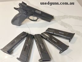 CZ SP-01 Shadow 1 in good condition. Cleaned after each use and great first gun for anyone starting out. Comes with the original plastic hard case and 5 magazin