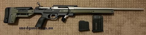 Tikka T3X in .243W fitted to an MDT Oryx chassis. Comes with five shot and ten shot polymer magazines and a rifle/bipod swivel not yet fitted. Rifle is next to 