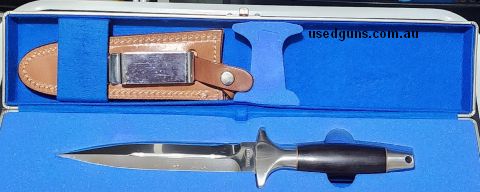 For the collector - this beautiful brand new Kershaw Trooper Boot Knife, still in the case. These are no longer made and very hard to find, . Hardly handled and