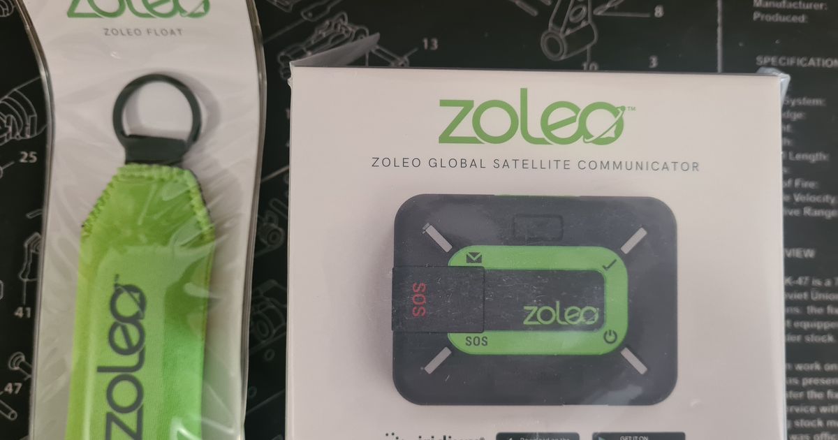 Zoleo Satellite Communicator