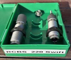 RCBS die set , full length sizer , seater and shell holder. Never used. Price includes postage.