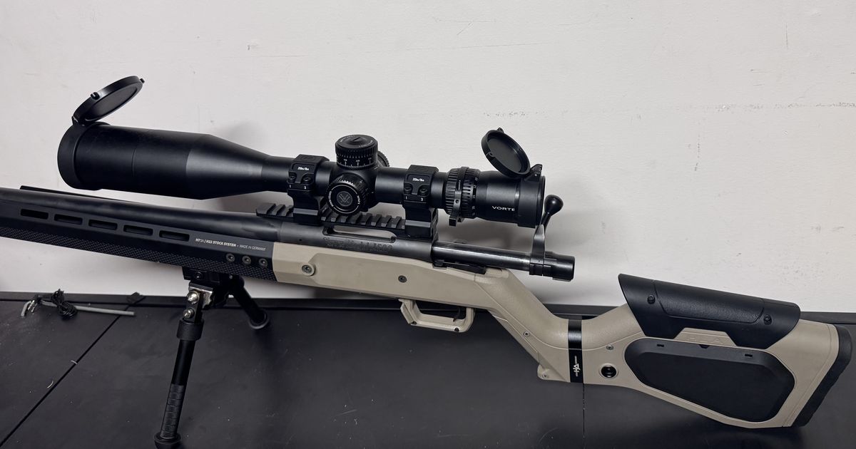 Howa 1500 Heavy .223 With Scope and Chassis