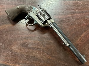 COLT
BISLEY
45 LONG COLT
6 SHOT
7 1/2" BARREL
VGC BORE
CLEAR COLT HARTFORD ADDRESS 
ON TOP OF BARREL
CRISP SMOOTH ACTION
ORIGINAL CHECKERED GRIPS
TRACES OF ORIGINAL COLOR CASE FINISH
STILL ON FRAME
SOLID PATCHES OF ORIGINAL BLUE
STILL THROUGH OUT
MATCHING NUMBERS
MANUFACTURED IN 1896