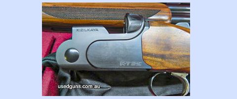 As new Trust RT 25 with flat parallel rib , 1.570kg weight , adjustable comb , has fired less than 200 shots , comes with only 1 set of triggers , cased , as ne