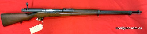 Here‚Äö√Ñ√¥s a good Siamese Arisaka. It‚Äö√Ñ√¥s caliber is 8x50R the rifle is in good condition for age and has a good crest stamp. The dust cover is still ther