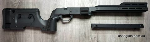 MDT XRS Chassis for Tikka T3/T3X SA RH with enclosed forend and forend weight (Round holder included). Can post at buyers expense.