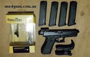 Glock 17 Gen 5 for sale with the following accessories: Leupold Deltapoint Micro, Timney trigger (fitted), 4 factory Glock magazines, original case and all manu