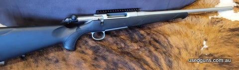 Comes with 2 x 5 round magazines. Smooth action, only used on one hunting trip and the range. Always cleaned after use. Has shot a half inch group with federal 