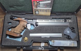 Steyr EVO10E in excellent condition. Is currently fitted with extra small grips. Comes with original hard case, 2 x cylinders marked 2020/06, tool kit, charging