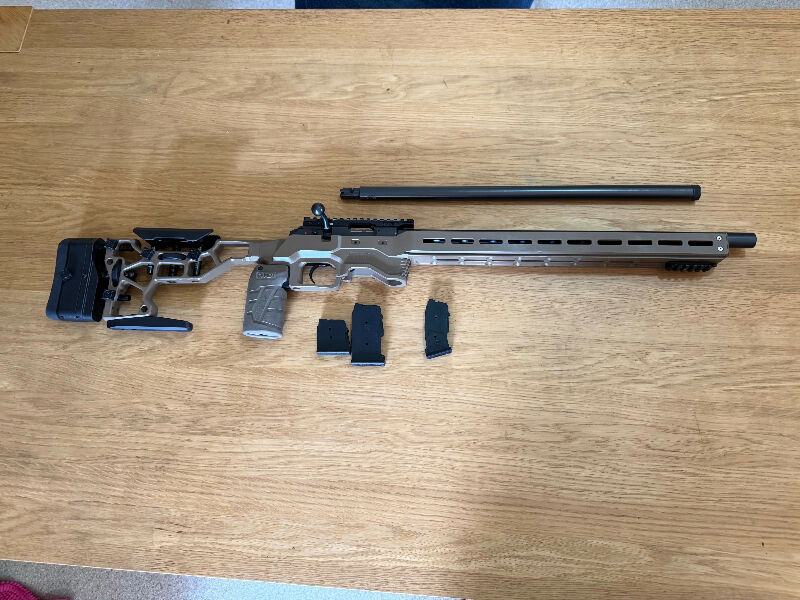 Comes with a .22 LR conversion unit.