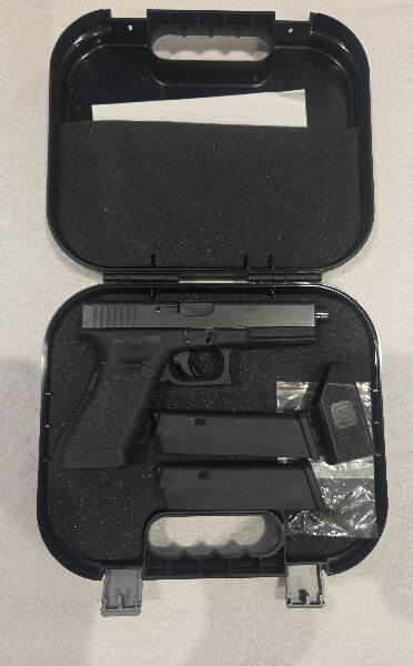 Excellent condition Glock 17A.