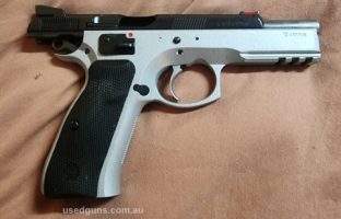 Nearly brand new cz shadow 1 duo tone. Only fired a few hundred rounds. Excellent condition. Comes with 1 mag and a hard case. Buyer to pay dealer fees and frei