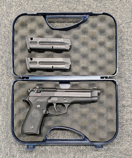 A Beretta 92FS in 9mm in excellent condition. This handgun comes with two magazines in a Beretta blue plastic case. Please quote CW/449 when enquiring about thi