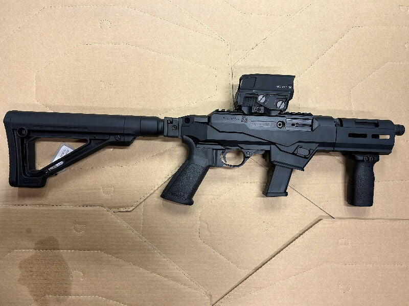 Ruger Charger Take Down 9MM. 10 RND factory Glock magazine. Folding Stock. Fitted with the excellent Vortex AMG UH-1 electronic sight. Price includes postage to
