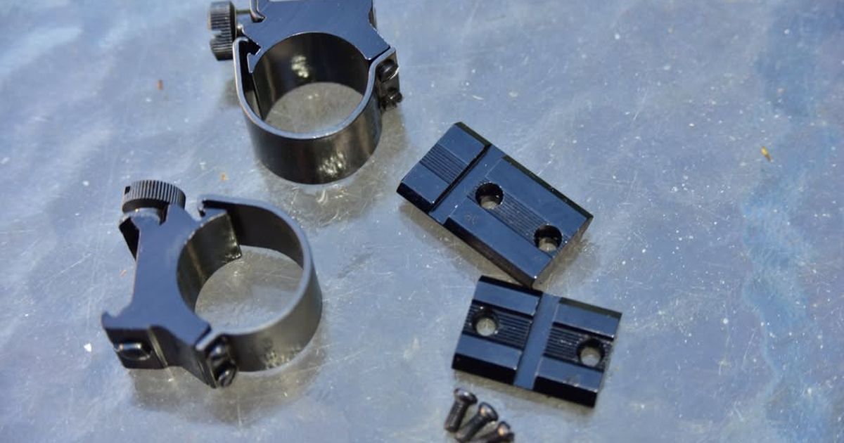 Weaver rings and bases