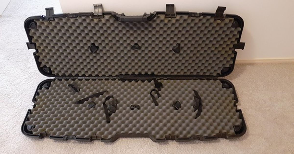 Rifle Travel Cases and Window Rest