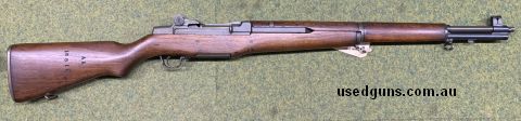 This World War Two vintage rifle presents very well and is in very sound operating condition with a very good bore.. The woodwork has some minor dings and nicks