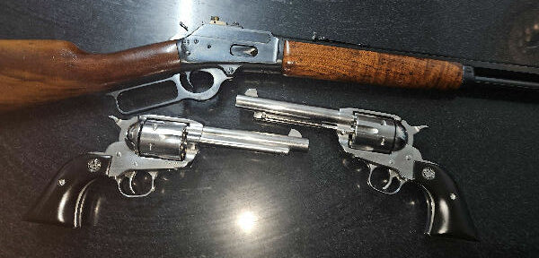 Jm marlin cowboy with skinner sights plus pair of talo ruger vaquero in 44 Set in very good condition more pics on request.