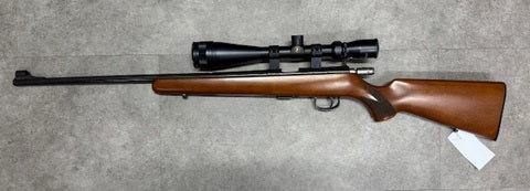 Well looked after , deceased estate anschutz with 1- 5 shot magazine stock in beautiful condition. Scope isa tasco 6-24x44
