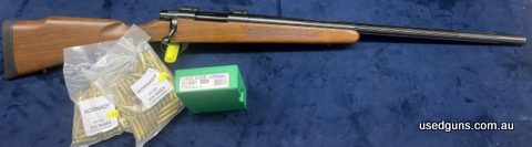 Howa 1500 in 204 Ruger Varmint barrel fluted As new never shot Comes with rcbs dies and 100 Hornady cases and 100 projectiles Hornady v max