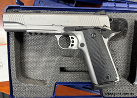 hinge broken on case , cased with 2 mags , unfired brand new. price includes postage to nominated dealer apart from western australia