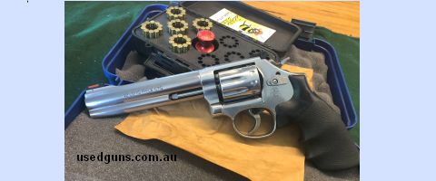 This beautiful handgun is only 6 months old, having fired less than 200 rounds. Cleaned after every shoot, in as New condition and would suit a new buyer. It‚Äö