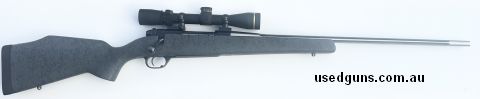 Weatherby Mark V Ultralightweight in 30/06. Made in the USA. 26‚Äö√Ñ√π barrel. 6 lug Mark V action. Comes with Leupold bases. Shoots 0.5‚Äö√Ñ√π with handloads. 