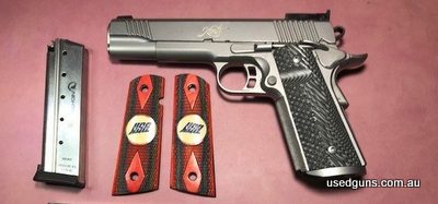 Very clean 3lb trigger, 5 magazines, original grips plus VZ palm swell grips. Extremely reliable. Great example of the 1911.