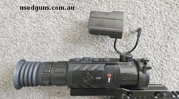 Rico Rh 50 Comes with all the standard stuff also got the removable Lrf everything works fine