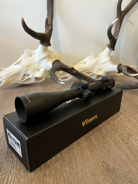 Vixen riflescope LVF 2.5-15x50mm illuminated German 4 reticle 30mm tube.