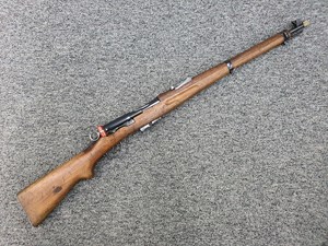 SWISS
SCHMIDT RUBIN 1911 CARBINE
7.5X55 6 SHOT
STRAIGHT PULL ACTION
MATCHING NUMBERS
EXCELLENT BORE
MANUFACTURED 1929
#183181
EXC $1290