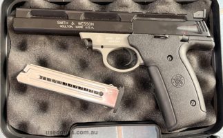 Selling for medical reasons, good gun