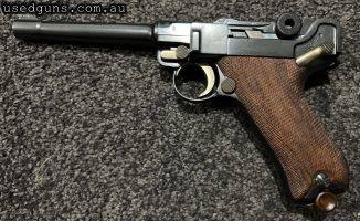 On offer is a club-legal mint-condition 9mm luger restored by Eugene Golubtsov, aka Luger Man, in the USA. It is a 1921 DWM commercial luger that was fully rest