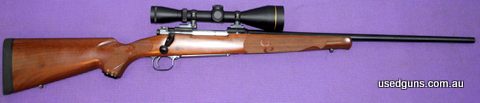 Stock Number 14319. As new model 70 Featherweight with Leupold 4-12x50 scope. Lovely looking rifle . Suit new buyer.